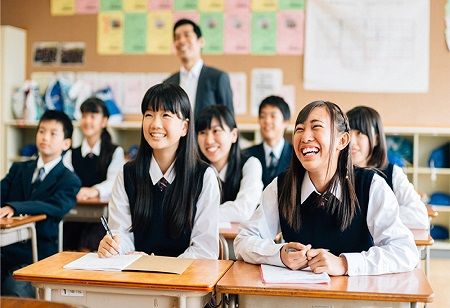 Education Bureau's Plan to Boost Class Numbers Raises Enrolment Strategy Concerns