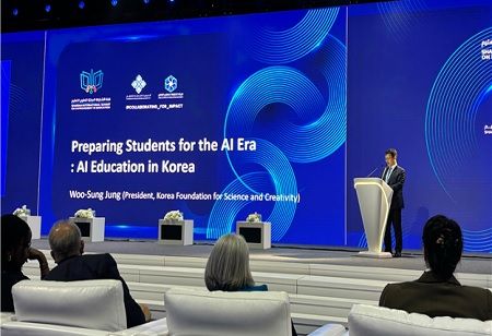 Korea Showcases AI Education Model at Global Summit